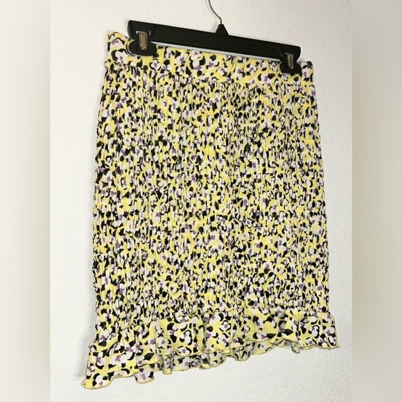 Vero Moda Olia Floral Skirt In Lemon Meringue Aop Olea - Picture 3 of 4